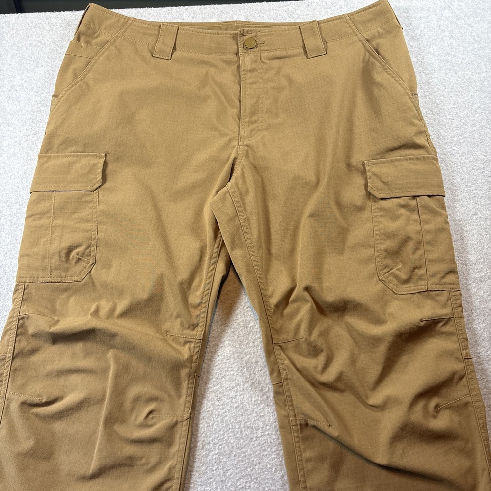 Under Armor Men's Khaki Tactical Cargo Pants 42x32 Hiking Work Excellent - Picture 2 of 15